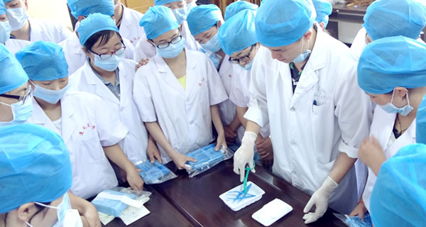 昆明市中医医院举办2015年第三批实习生岗前培训