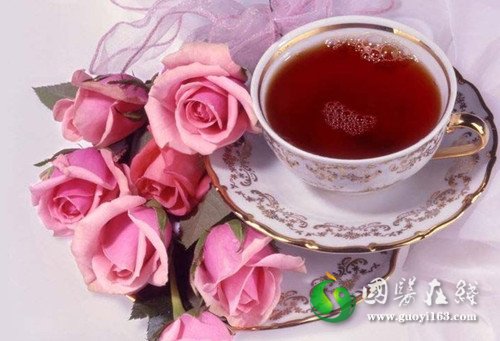 养生推荐：食疗巧治三种白头发